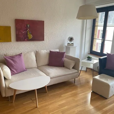 Joline Private Guest 45m2 * Nidau